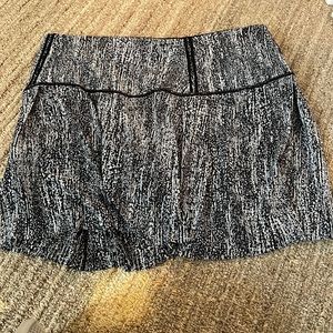 Lululemon skirt